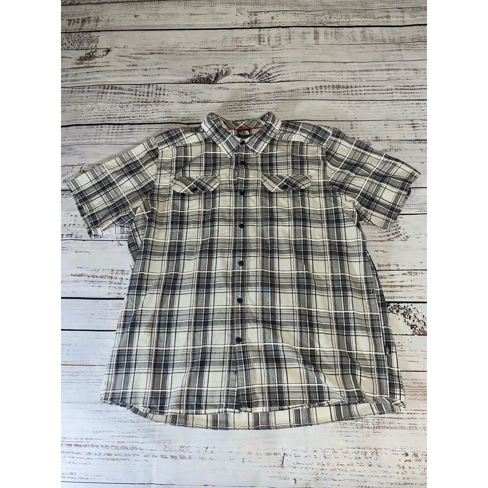 The North Face Shirt Men's XL Casual Hiking Button Up Plaid Gray/white Shirt‎